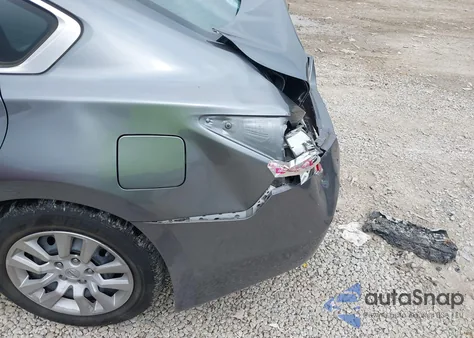 2015 Nissan Altima 2.5/2.5 S/2.5 Sl/2.5 Sv из США, поврежденный, VIN 1N4AL3AP9FN341441